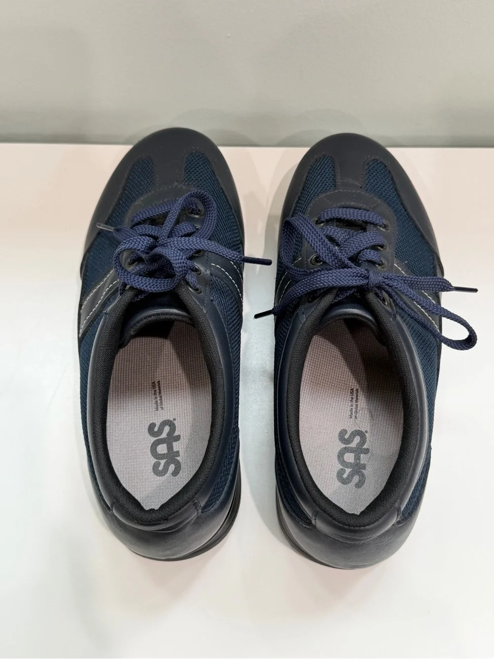 SAS Women’s 7 WW Navy Comfort Walking Sneakers Orthopedic Lace Up Shoes Casual
